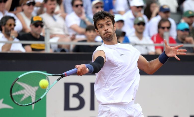Kalahkan Medvedev, Mussetti tantang Zverev ke perempat final Roma