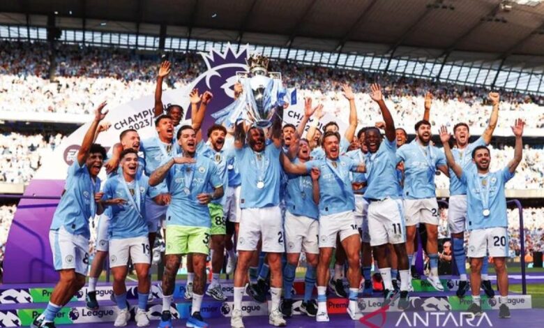 Daftar pasukan dengan gelar kejuaraan turnamen juara Kompetisi Inggris terbanyak sepanjang sejarah